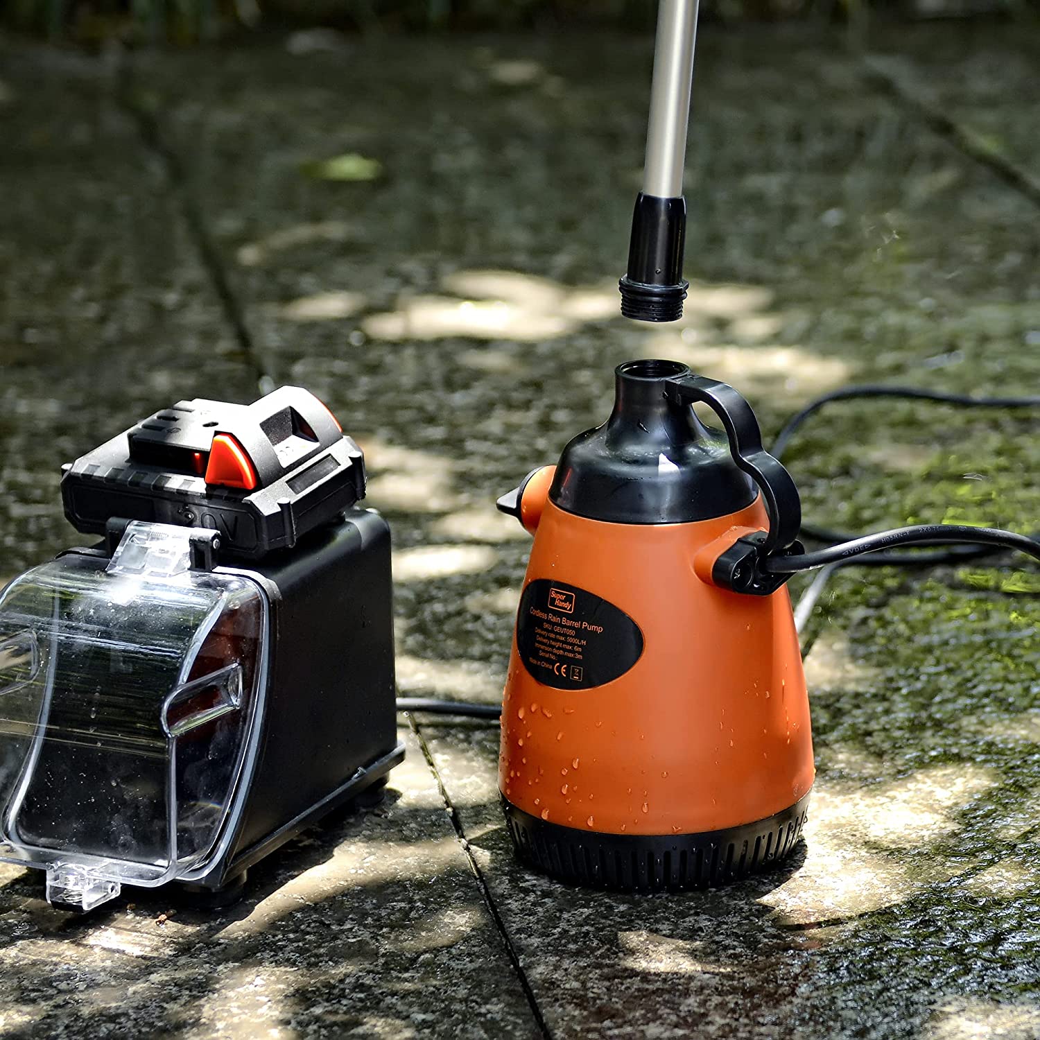 SuperHandy Submersible Water Pump 5000L/H- Great Circle UK